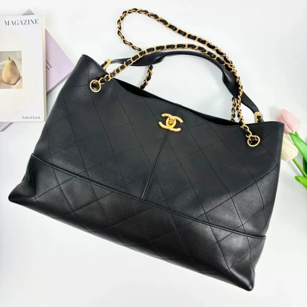 Chanel Women Pre-Loved Bag Very Good Condition